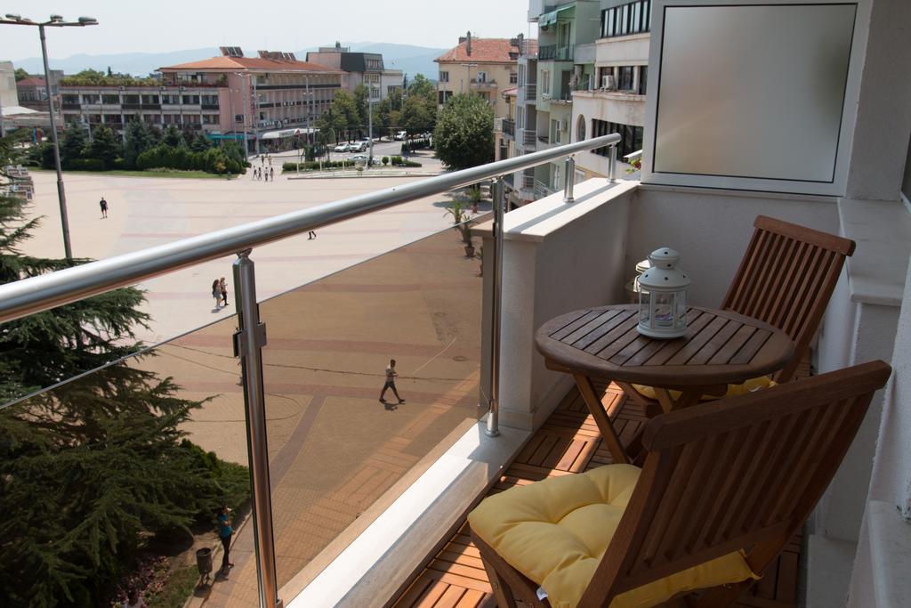 Appartement Square view à Kazanlŭk Chambre photo